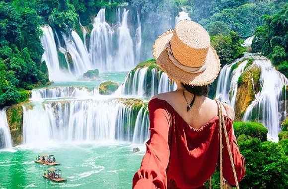 <b>德天跨国瀑布•古龙山大峡谷•巴马长寿村•3天2晚游</b>