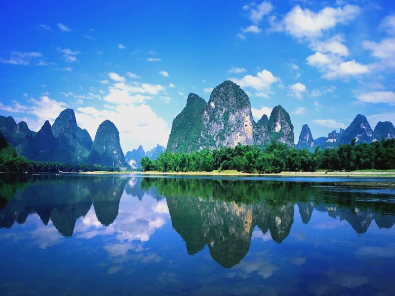 <b>【广西尊尚全景11天游】德天跨国瀑布•通灵峡谷•巴马•北海银滩•涠洲岛 桂林山水•象鼻山•全景大漓江•龙脊梯田•银子岩11天游</b>